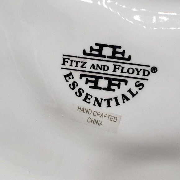 Fitz & Floyd 2000's Plaid Christmas Snowman 9" Canape Plate - Picture 5 of 11